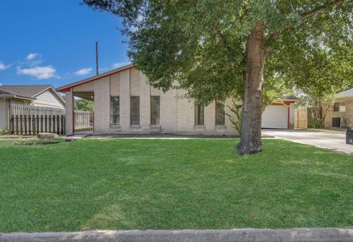 10215 Windriver Dr, Houston, TX, 77070-5323 | Card Image