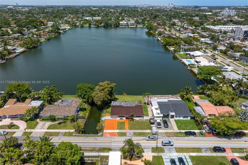2501 Ne 209th Ter, Miami, FL, 33180-1043 | Card Image