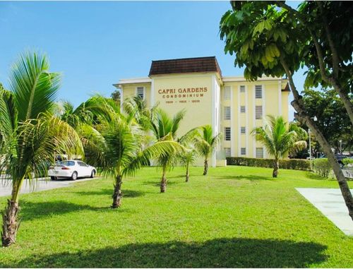 c116-11905 Ne 2nd Ave, Miami, FL, 33161-6172 | Card Image