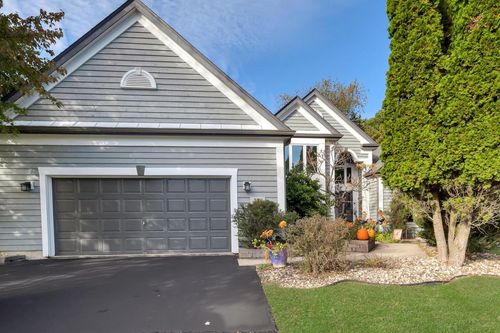 370 Smythe Drive, Williams Bay, WI, 53191 | Card Image