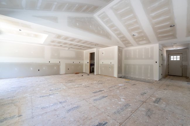 19 - 19 Nicole Cir, Condo with 2 bedrooms, 2 bathrooms and 2 parking in Southampton MA | Image 41