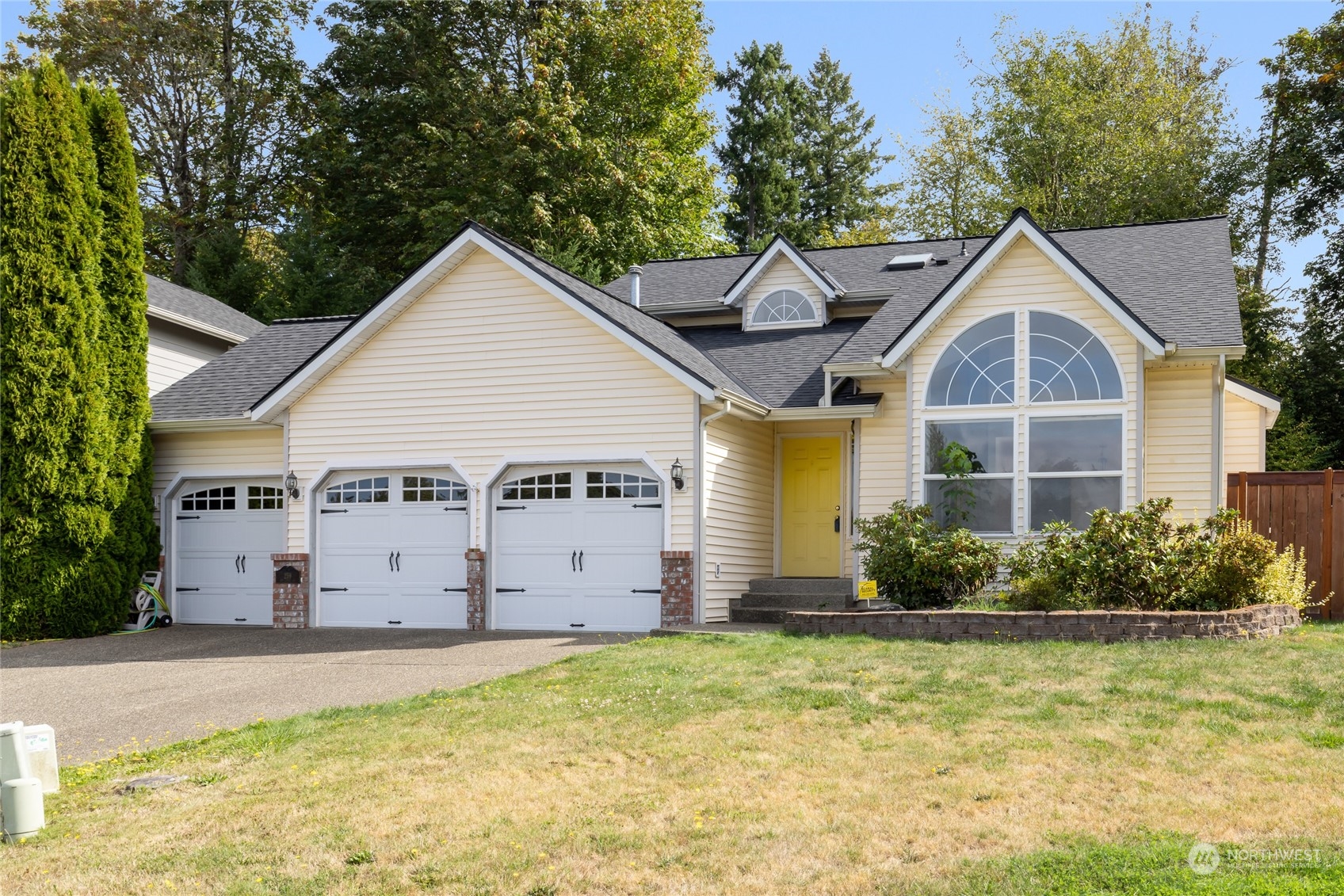Bay Crest Ct, Port Orchard, WA 98366