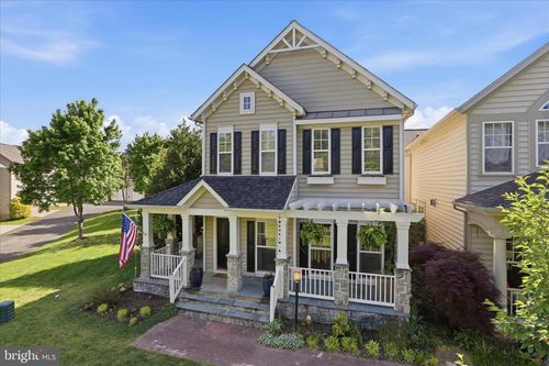 9157 Stonegarden Dr, LORTON, VA, 22079-4739 | Card Image