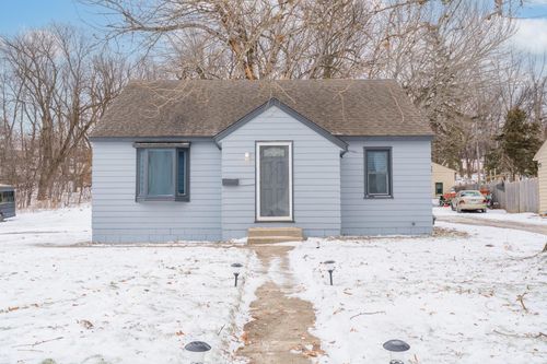 621 N 2nd St, Le Sueur, MN, 56058-1409 | Card Image