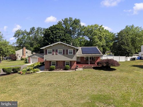 111 Winding Ln, CINNAMINSON, NJ, 08077-2421 | Card Image
