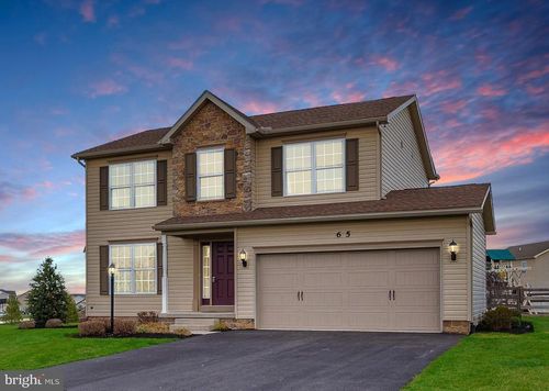 65 W Crest View Ln, GETTYSBURG, PA, 17325-8812 | Card Image