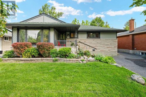 879 Pleasant Park Rd, Ottawa, ON, K1G1Z1 | Card Image
