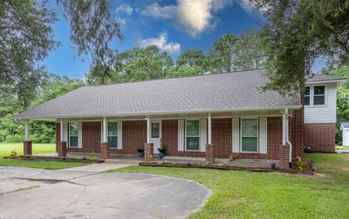 655 Avenue L, Dickinson, TX, 77539-8282 | Card Image