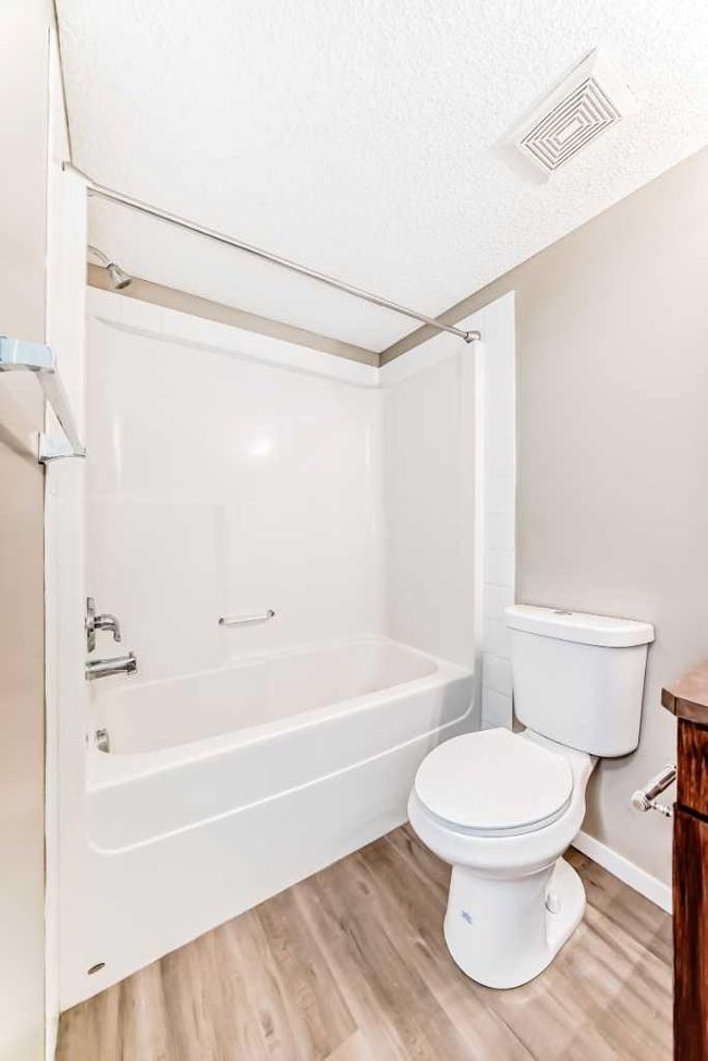4314 - 115 Prestwick Villas Se, Condo with 2 bedrooms, 2 bathrooms and 1 parking in Calgary AB | Image 20