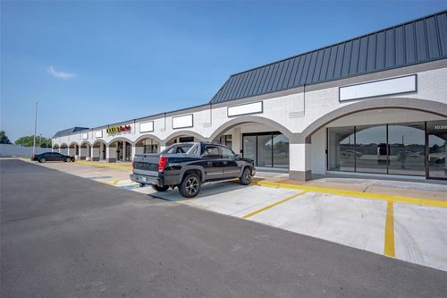 1024-1024 N Flood Ave, Norman, OK, 73069-7644 | Card Image