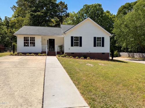 301 Hocutt Dr, Clayton, NC, 27520-7256 | Card Image