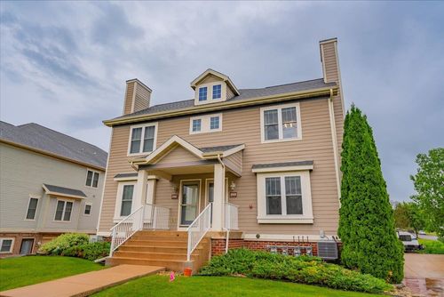 3949 Maple Grove Dr, Madison, WI, 53719-1842 | Card Image
