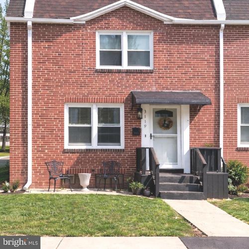 3119 N 6th St, HARRISBURG, PA, 17110-2710 | Card Image