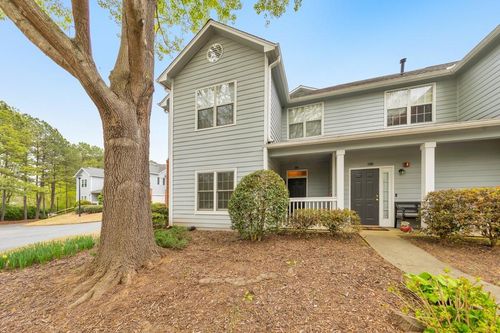 10-1002 Vinings Forest Ln Se, Smyrna, GA, 30080-3957 | Card Image