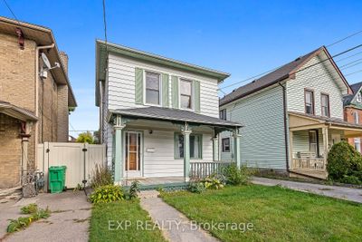 584 Maiden Lane, House other with 3 bedrooms, 2 bathrooms and 2 parking in Peterborough ON | Image 2