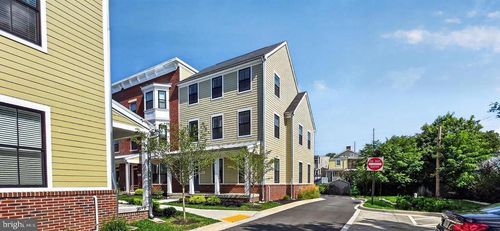 8-426 Chapel Aly, FREDERICK, MD, 21701-6987 | Card Image