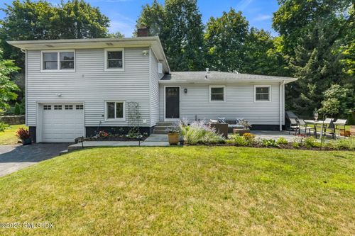 10 Walker Ct, Greenwich, CT, 06831-4131 | Card Image