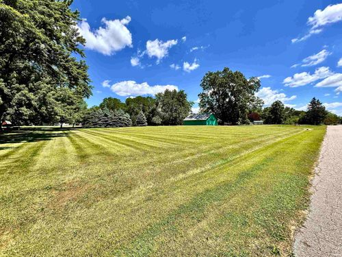 2572 W Ridge Rd, Peru, IN, 46970 | Card Image