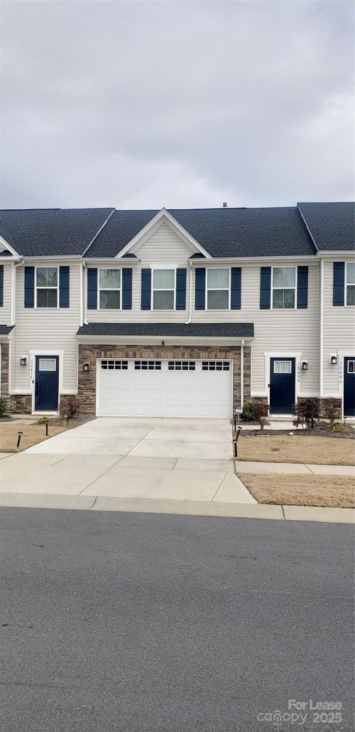 10408 Dalton Woods Ct Nw, Huntersville, NC, 28078-0155 | Card Image