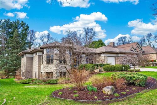 38 Hawk Feather Circle, MADISON, WI, 53717 | Card Image