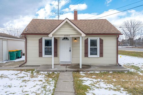 68955 Howard St, Richmond, MI, 48062-5612 | Card Image