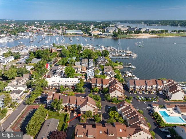 21 Chesapeake Lndg, Townhouse with 4 bedrooms, 4 bathrooms and null parking in Annapolis MD | Image 46
