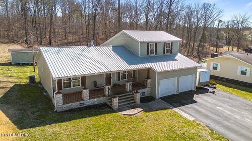 125 Denise Dr, Speedwell, TN, 37870-7536 | Card Image