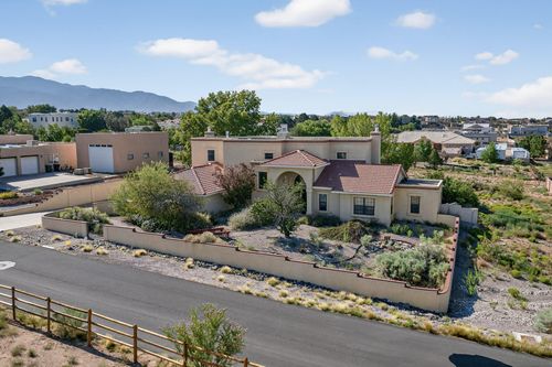 8400 San Diego Ave Ne, Albuquerque, NM, 87122-3859 | Card Image