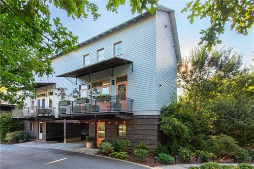 104 Mattie Br Se, Atlanta, GA, 30316-1488 | Card Image