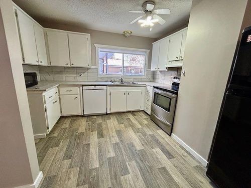 134 Sherwood Dr, Hinton, AB, T7V1P5 | Card Image