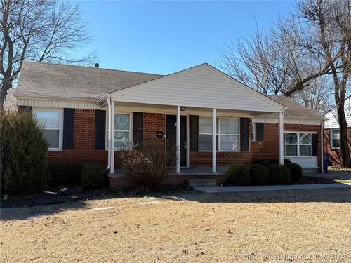 5934 E 3rd St, Tulsa, OK, 74112-1612 | Card Image