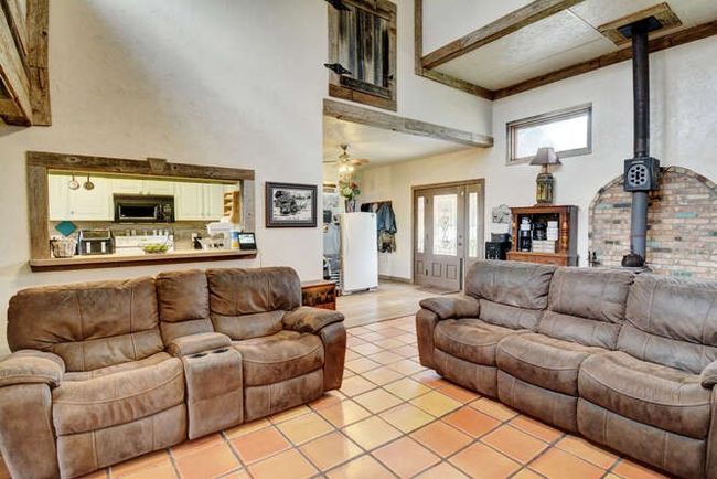 225 Lockwood Rd, House other with 3 bedrooms, 2 bathrooms and 4 parking in Red Rock TX | Image 12