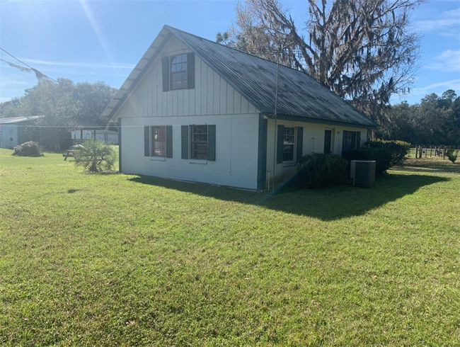 15950 Ne 50 Th St, Home with 4 bedrooms, 2 bathrooms and null parking in WILLISTON FL | Image 19