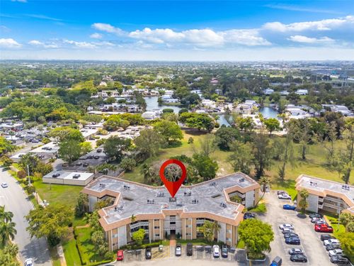 d205-7400 Miami Lakes Dr, Miami Lakes, FL, 33014-6845 | Card Image