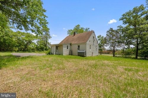 10680 Mary J Champ Way, BRISTOW, VA, 20136 | Card Image