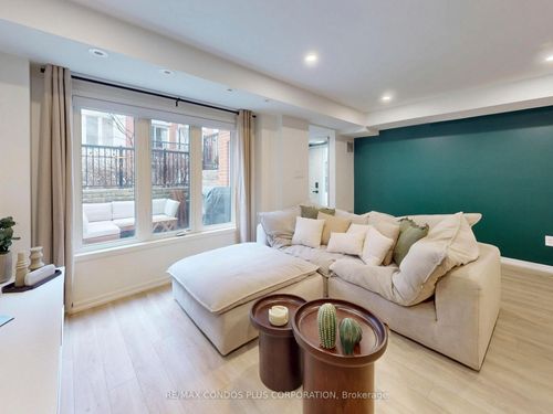 29 Florence Wyle Lane, Toronto, ON, M4M3E7 | Card Image