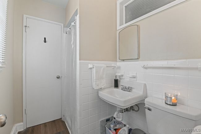 Full bathroom 2 | Image 32