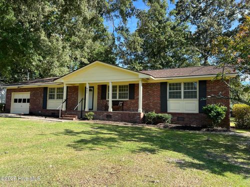 407 W Northern Blvd, Tarboro, NC, 27886-2450 | Card Image