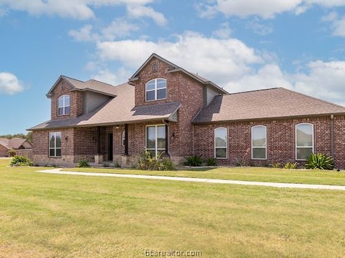 18214 Retriever Run, College Station, TX, 77845-5625 | Card Image