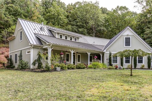 6 Maple Grove Rd, MOHNTON, PA, 19540-8847 | Card Image