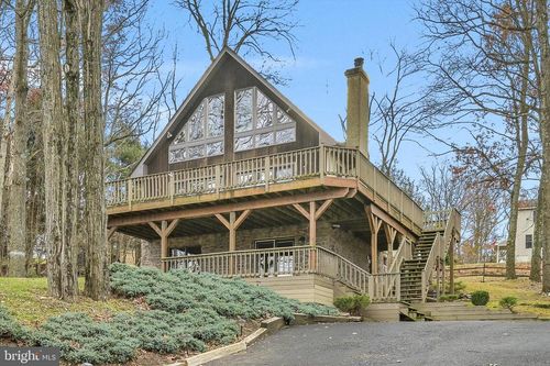 2256 Wynonah Dr, AUBURN, PA, 17922-9407 | Card Image