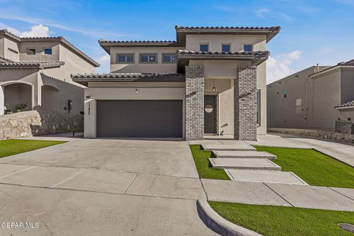 13420 Emerald Ranch Ln, Horizon City, TX, 79928-6411 | Card Image