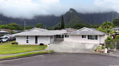 46-353 Kahuhipa St, Kaneohe, HI, 96744-3515 | Card Image