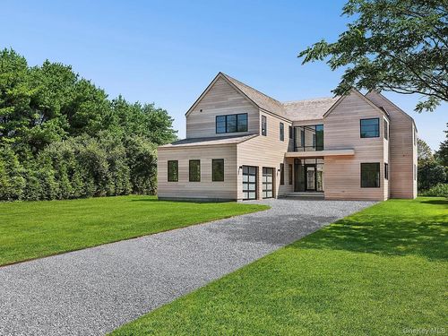 50 Tuckahoe Ln, Southampton, NY, 11968-3228 | Card Image