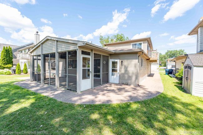 Views of porch | Image 40
