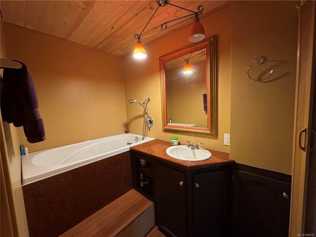99 Mckay Cres, Townhouse with 2 bedrooms, 3 bathrooms and 1 parking in Port Alice BC | Image 20
