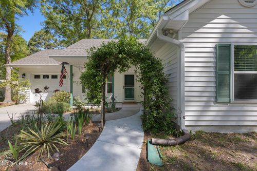 9 White Dogwood Rd, Beaufort, SC, 29907-2210 | Card Image