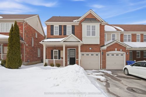 16 Kidd Cir, Aurora, ON, L4G0H1 | Card Image