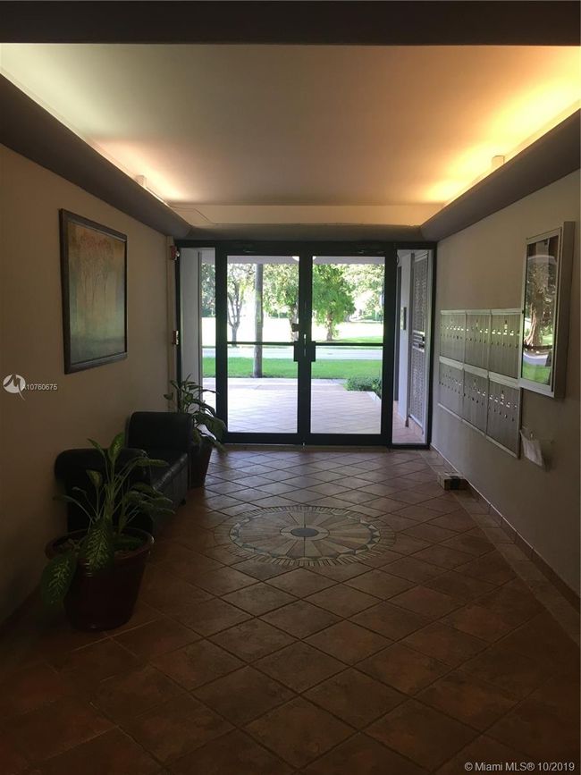 202 650 Coral Way, Sold in Coral Gables Zoocasa