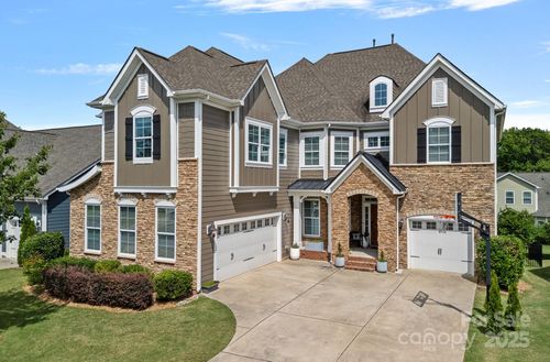 12214 Bonny Oaks Dr, Cornelius, NC, 28031-0199 | Card Image